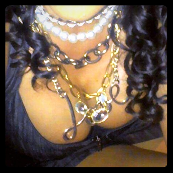 Necklace - Picture 2 of 2